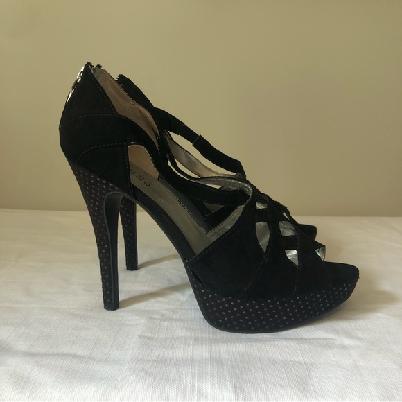 🎁 2 FOR $30 Y2K Guess Suede Black Strappy Platfrom Peep Toe Pumps - Picture 4 of 12